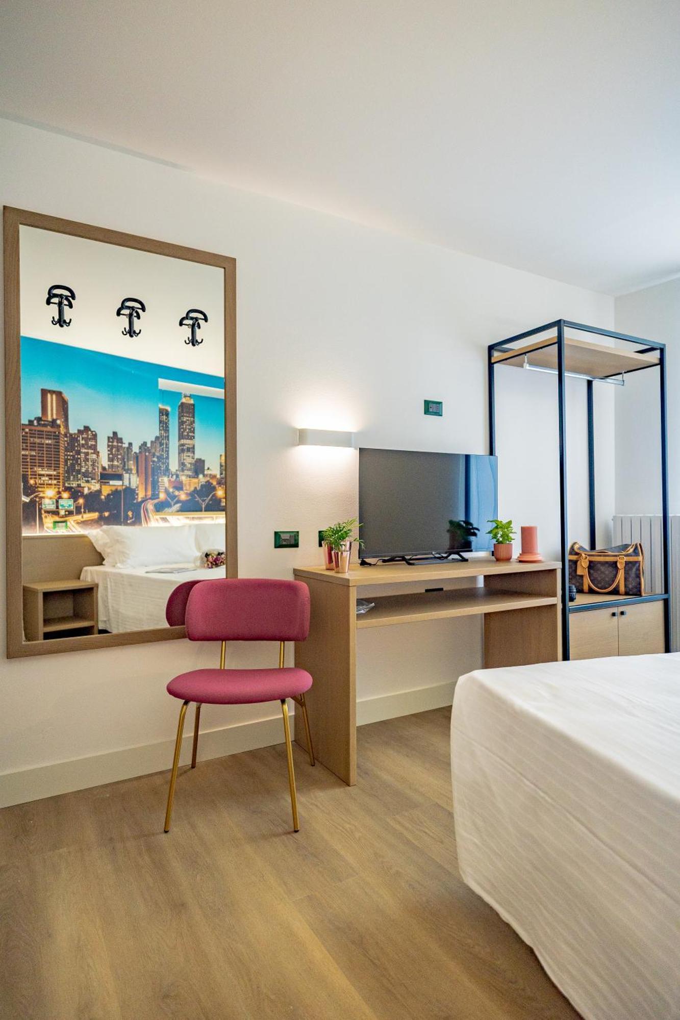 Hotel Ristorante Val America Sernio 外观 照片
