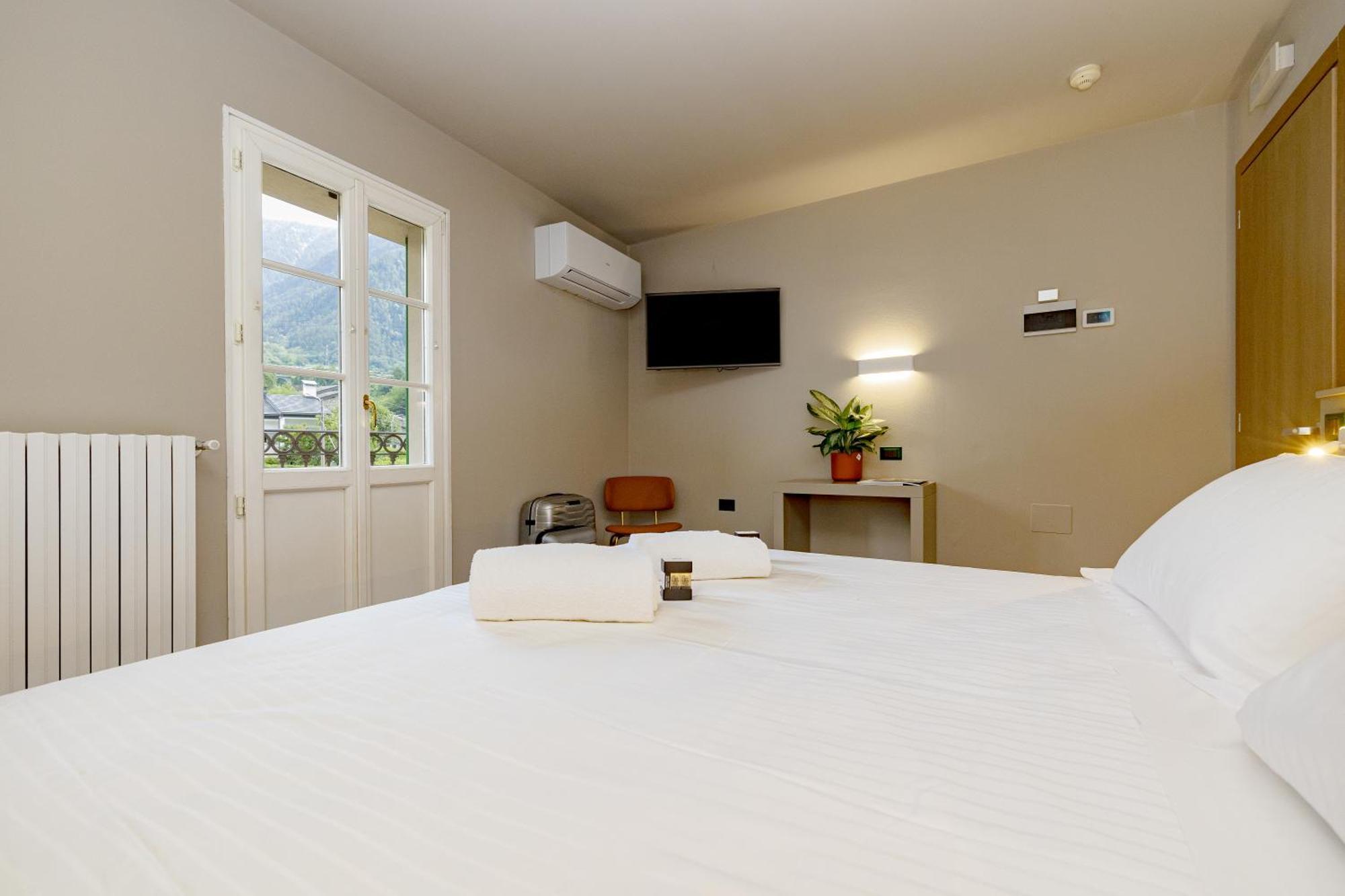 Hotel Ristorante Val America Sernio 外观 照片